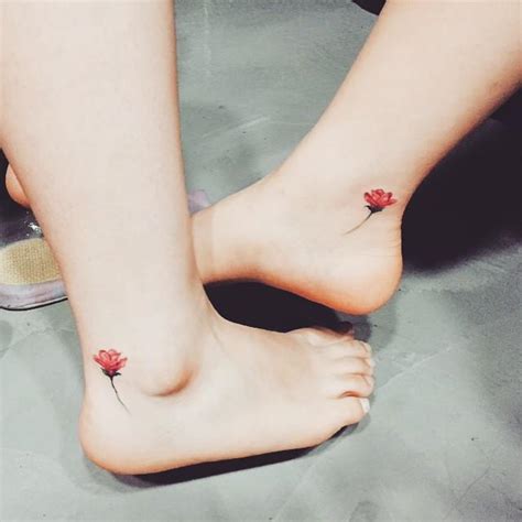 tatuajes pie mujer|Tatuajes para el pie: Dolor, pros, contras e ideas populares